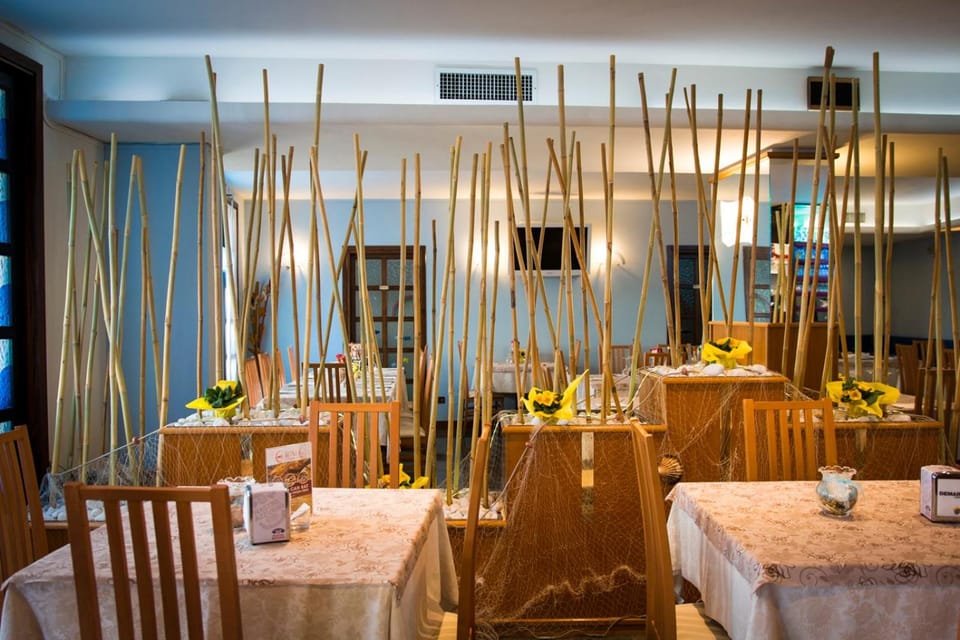 Hotel Ristorante Cigno - Camere and Aparthotel Hotel in Friuli-Venezia Giulia