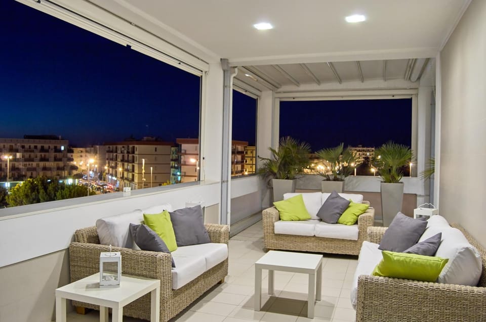 Soglow Business Class Hotel Hotel in Apulia