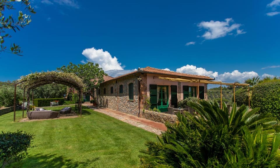 Country Relais La Mortella Hotel in Tuscany