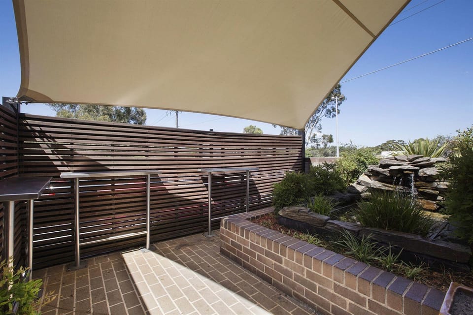 Melton Hotel Auburn Hotel in Lidcombe