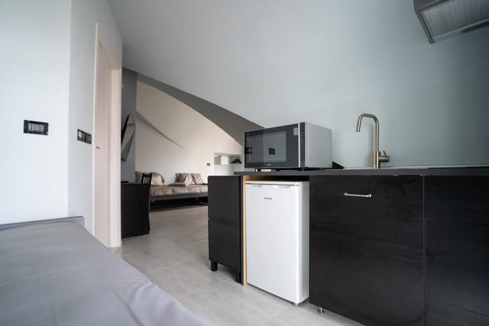 J Hotel Hotel in Piedmont