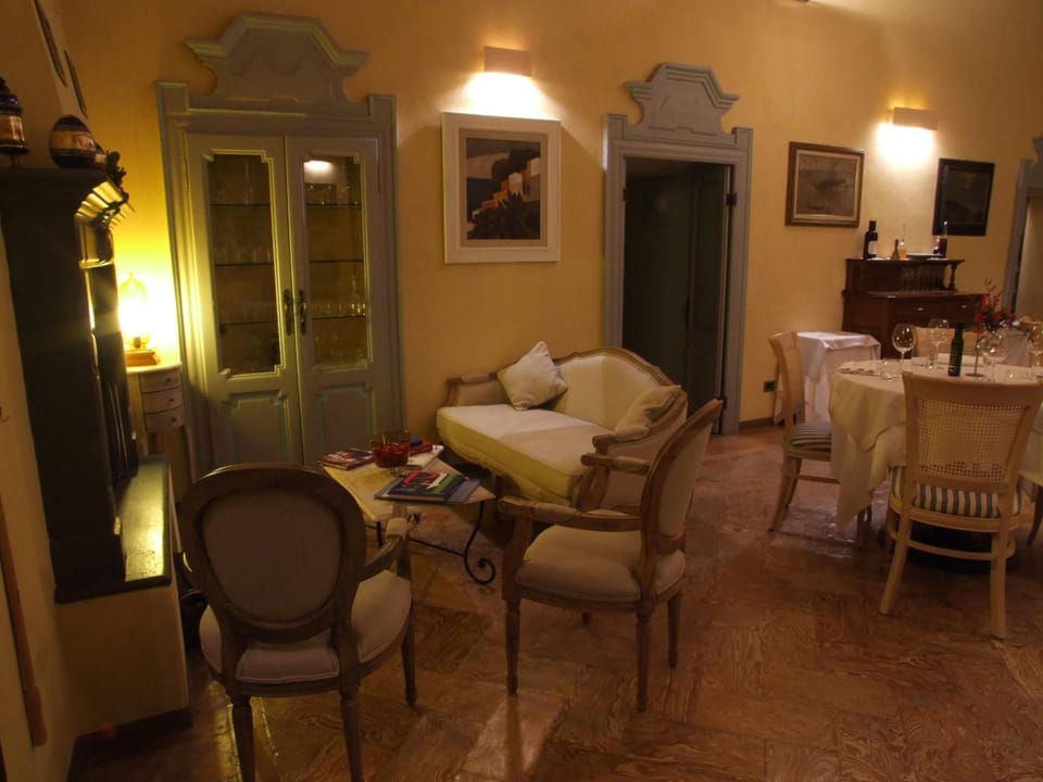 Locanda Chi Ghinn Hotel in Canton of Ticino
