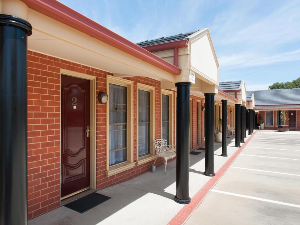 Georgian Motor Lodge Motel in Echuca