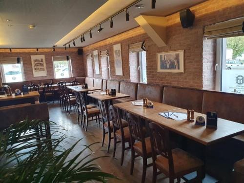 Hofbrau Zur Schonen Aussicht mit Restaurant Hotel in Nordhausen