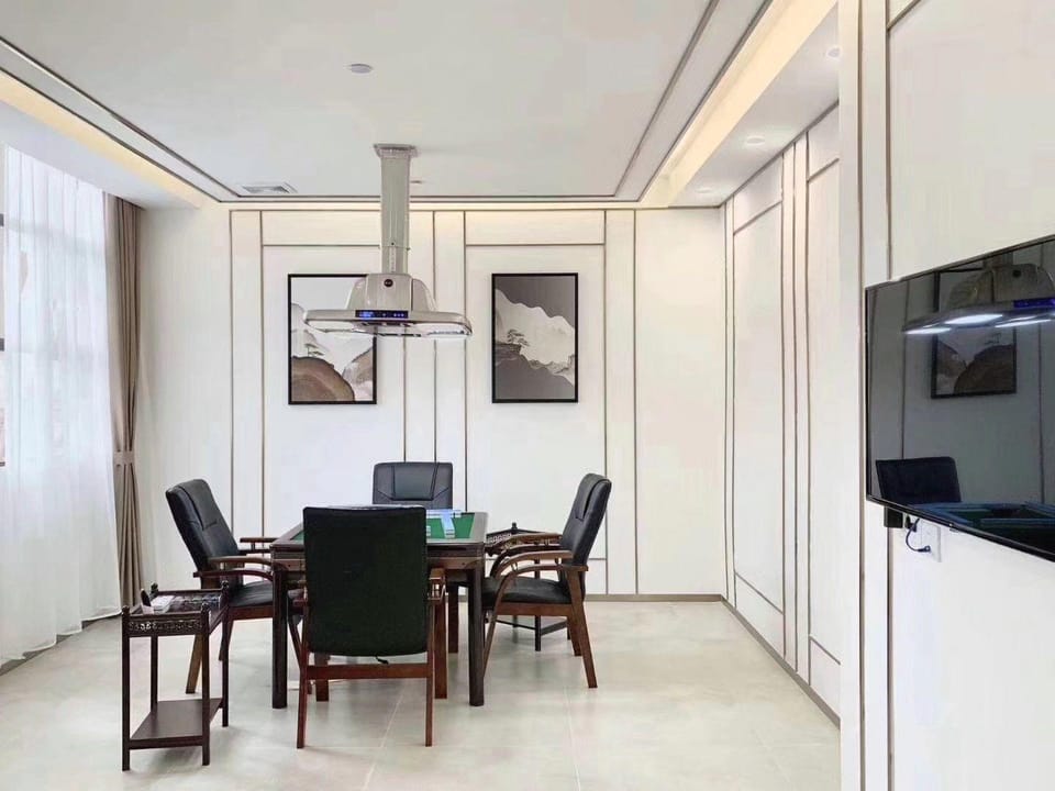 Liang Fan Holiday Inn Hotel in Guangzhou