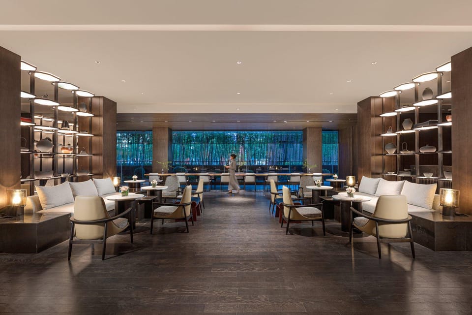 HUALUXE Shanghai Changfeng Park By IHG Hotel in Shanghai