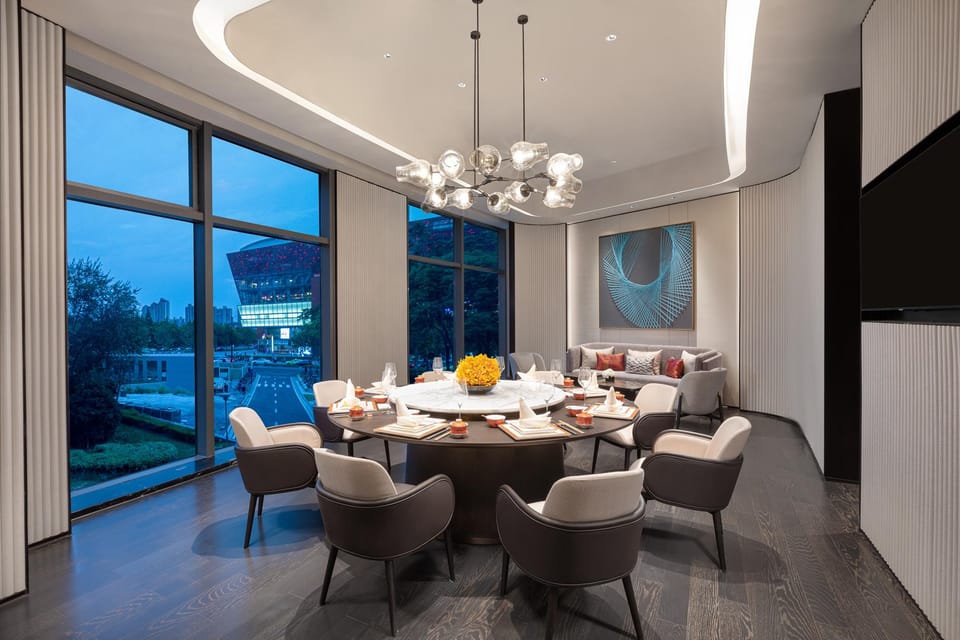 HUALUXE Shanghai Changfeng Park By IHG Hotel in Shanghai
