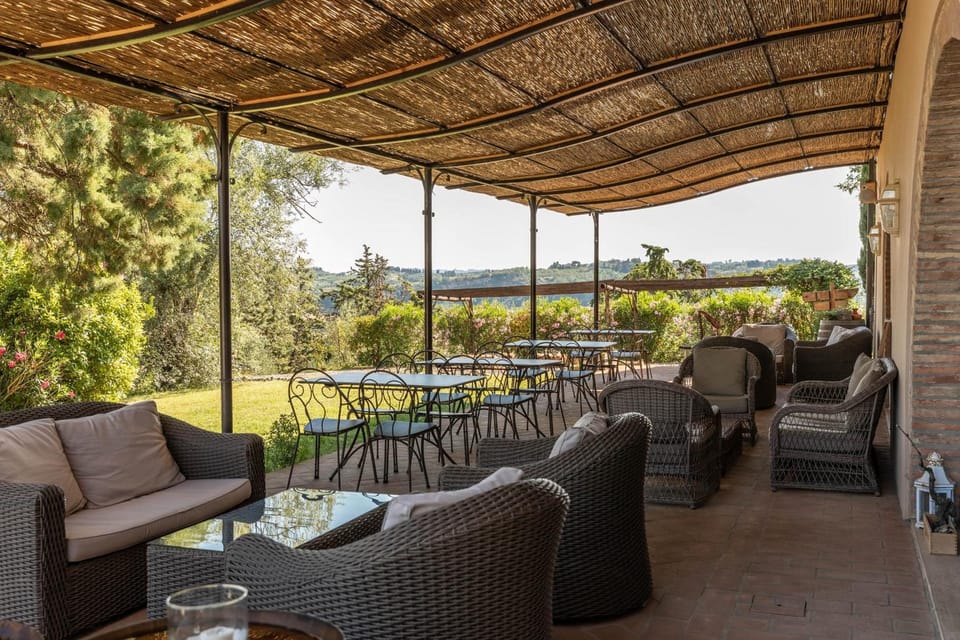 Fattoria Fibbiano Hotel in Tuscany