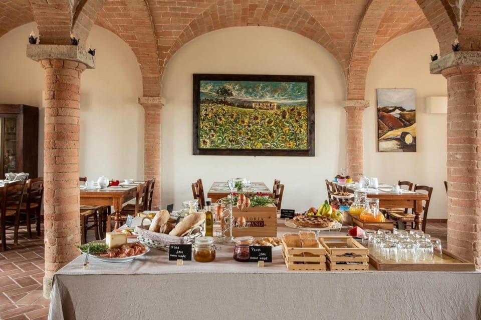 Fattoria Fibbiano Hotel in Tuscany