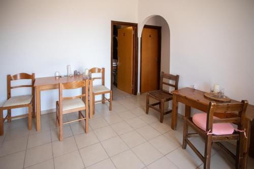 Star Sianna Village Rooms to let Inn in Rhodes, Greece