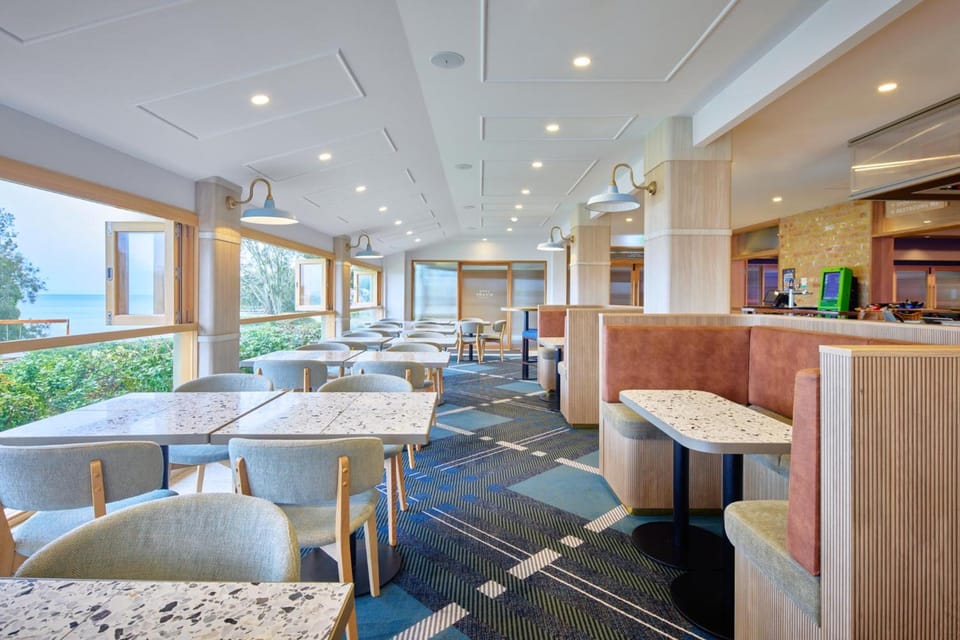 Stay At Raffertys Resort Resort in Lake Macquarie