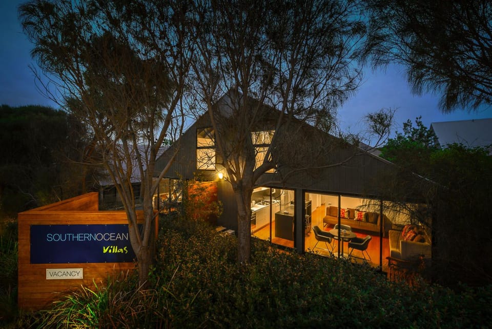 Southern Ocean Villas Resort in Port Campbell