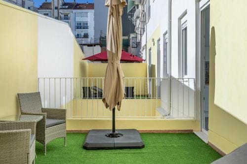 Gorgeous Apt with a Large Private Terrace Hotel in Valencia