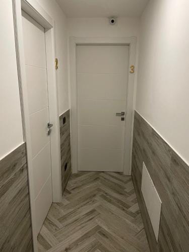 Holiday Rooms Rho Hotel in Rho