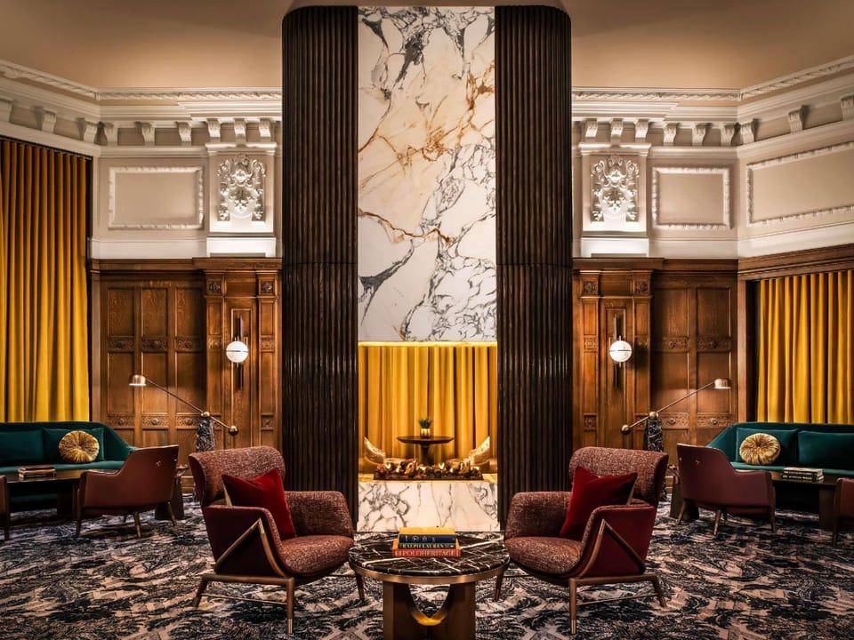 Fairmont Château Laurier Hotel in Downtown