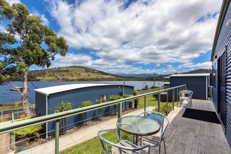 Port Huon Cottages Hotel in Tasmania