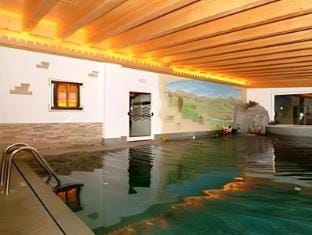 Sport Hotel Alpina Hotel in Madesimo