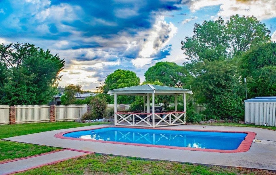 Rest Point Motor Inn Motel in Glen Innes
