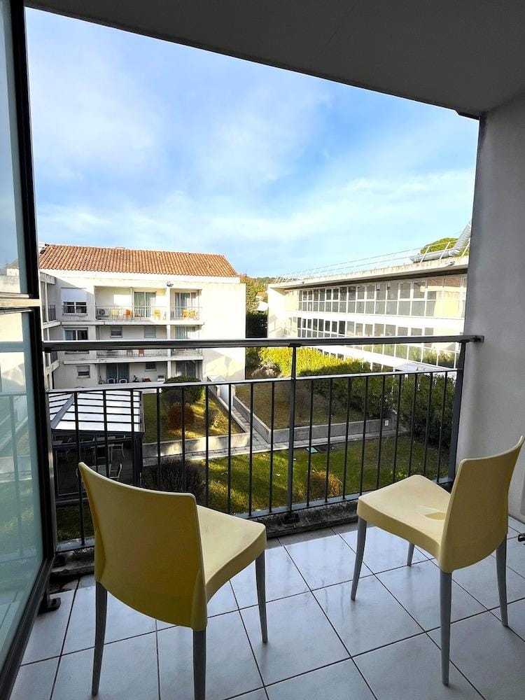 Aix en Provence Ouest Hotel in Aix-en-Provence