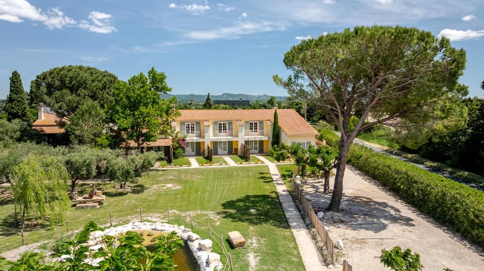 Logis Hotel des Granges Hotel in Arles