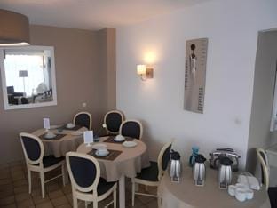 Hotel L'ideal le Mountbatten Hotel in Normandy