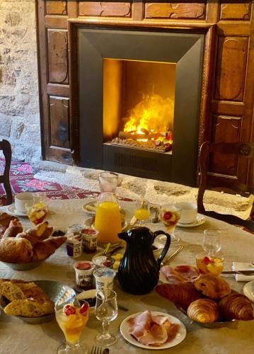 Hotel Le France Hotel in Auvergne-Rhône-Alpes
