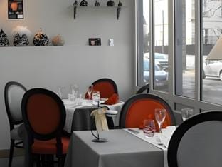 Logis Hotel Restaurant Les Capucins Hotel in Bourgogne-Franche-Comté