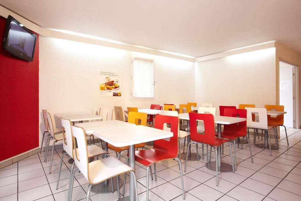 Premiere Classe Avignon - Courtine Gare Hotel in Avignon