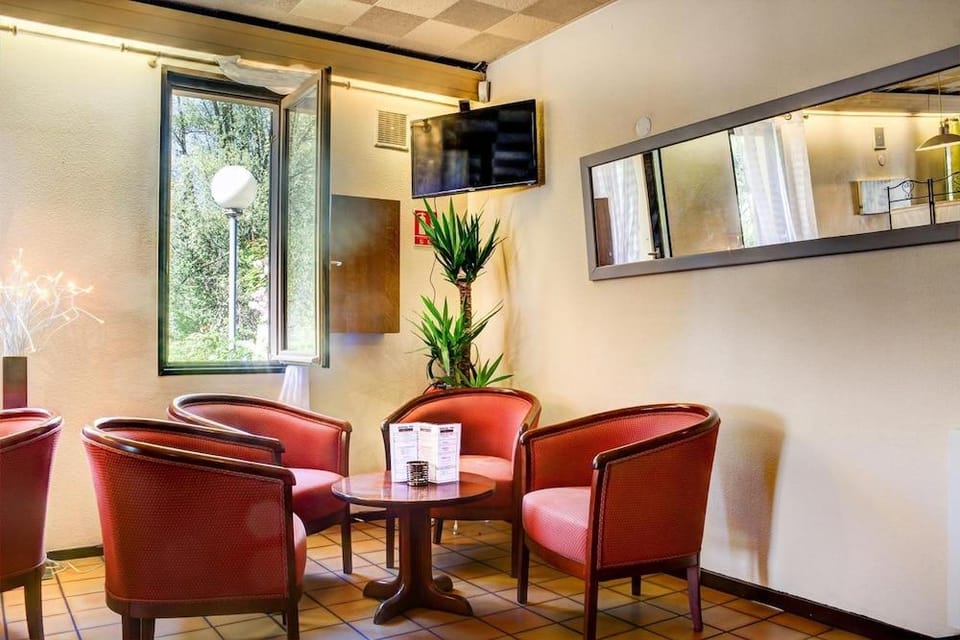 Hotel Inn Design & Restaurant Bourges Hotel in Bourges