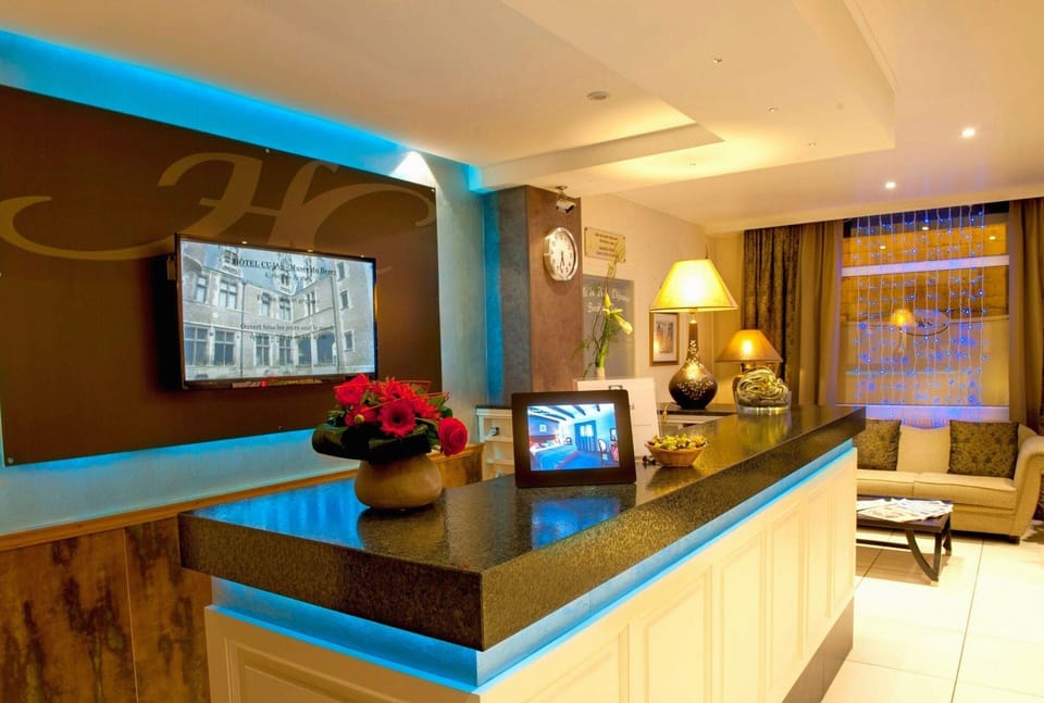 Logis - Le Christina Hotel in Bourges
