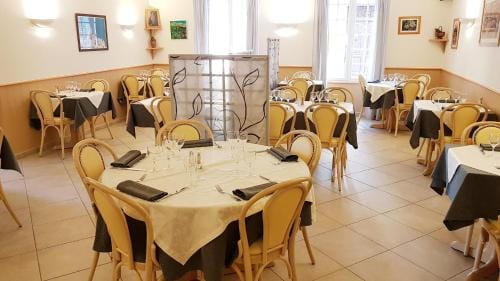 Hotel Restaurant le Provence Hotel in Brignoles