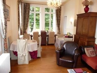 Manoir de la Marjolaine Hotel in Cabourg