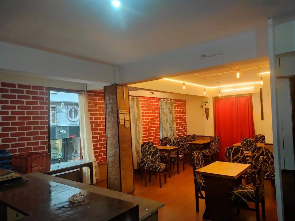 hotel aster Hotel in India