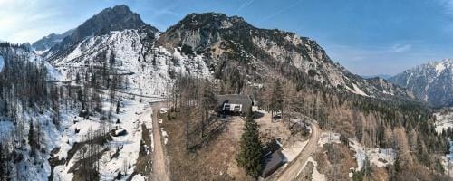 Erjavceva mountain hut at Vrsic pass Hotel in Friuli-Venezia Giulia