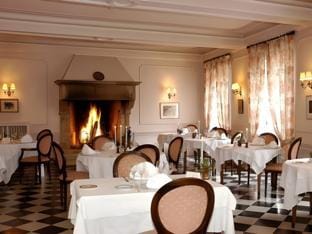 Hotel de Bourgogne Hotel in Bourgogne-Franche-Comté