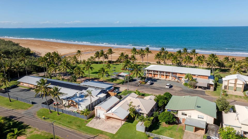 Sarina Beach Motel Motel in Queensland