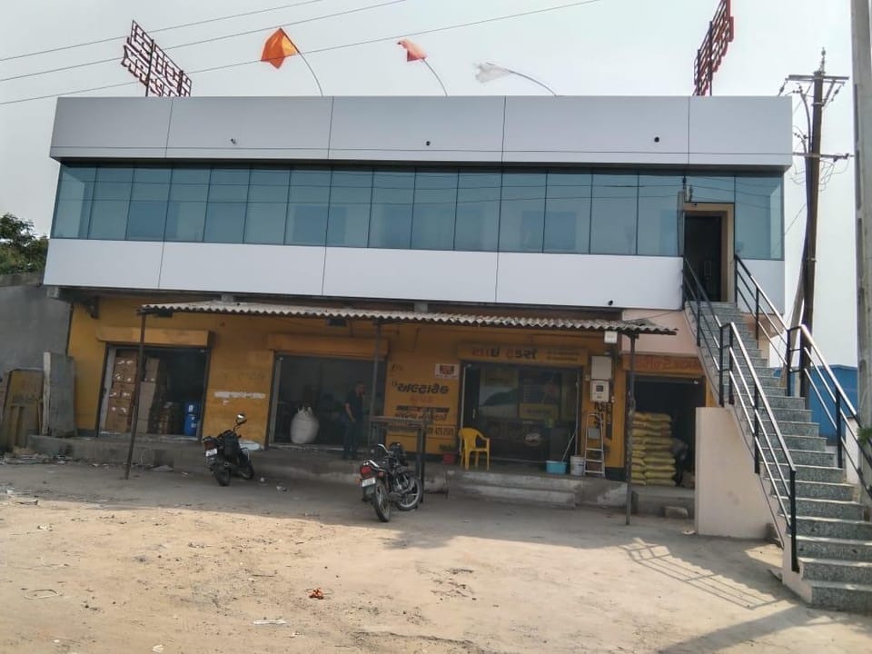 Hotel Fun Park Sanand Hotel in Gujarat