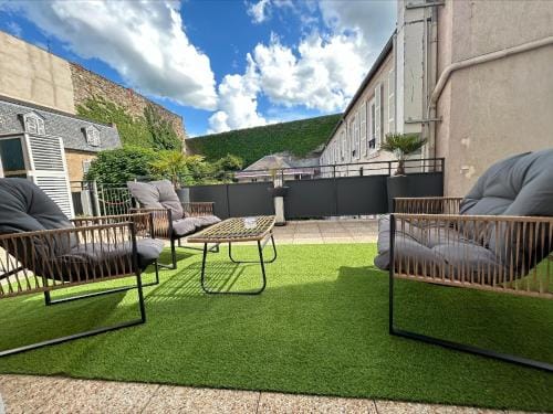 Hôtel Le Patio Hotel in Auvergne-Rhône-Alpes