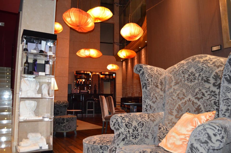 Bar/lounge