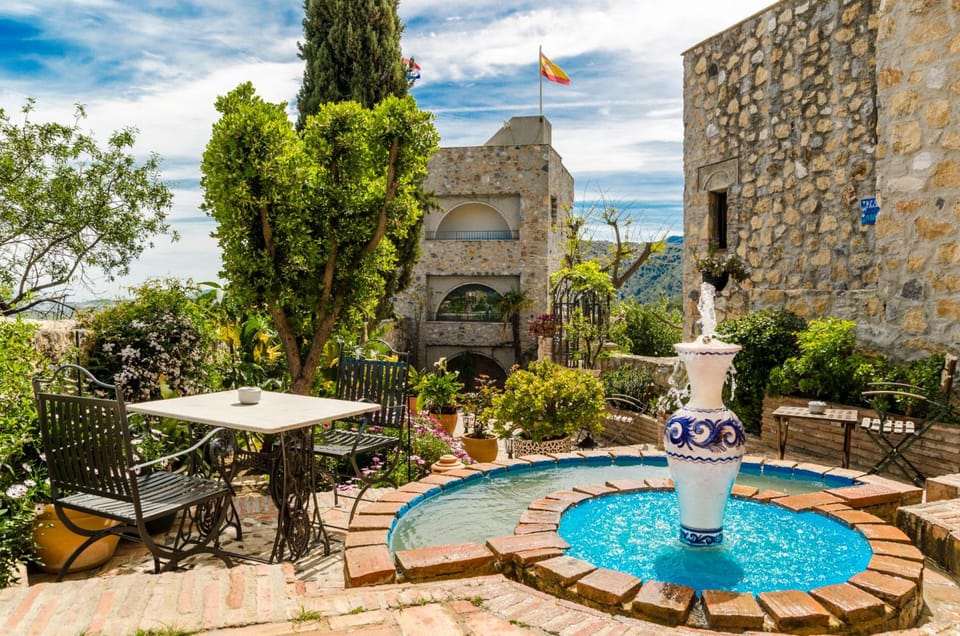 Hotel Castillo de Monda Hotel in Sierra de las Nieves