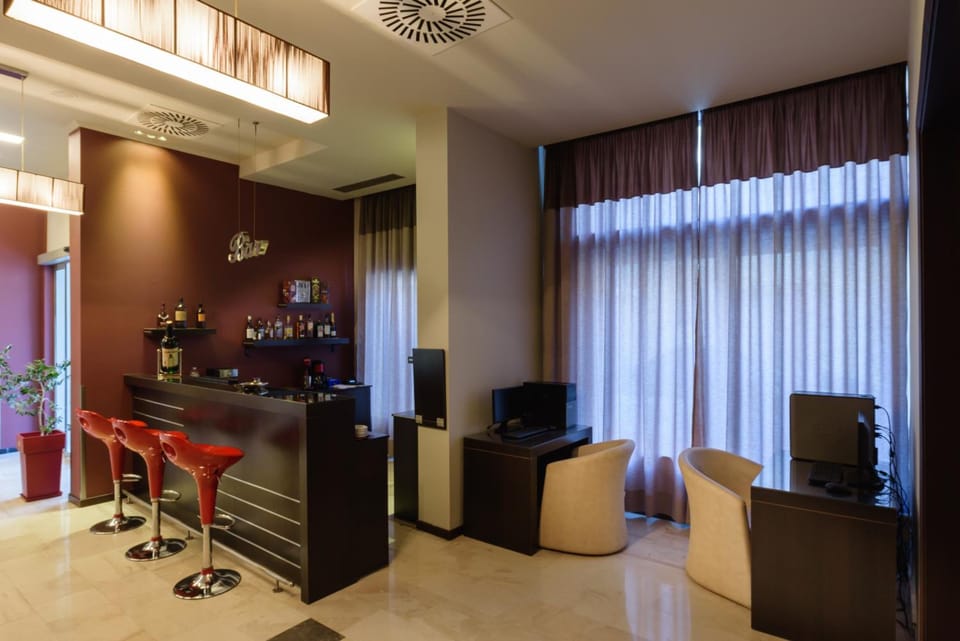 Bar/lounge