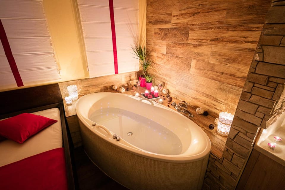 Wine Wellness Hotel Amande Hustopece Hotel in South Moravian Region