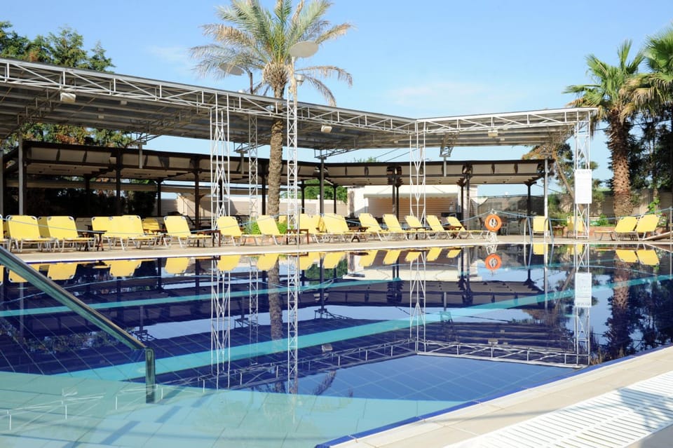 Avalon Airport Hotel Thessaloniki Hotel in Halkidiki