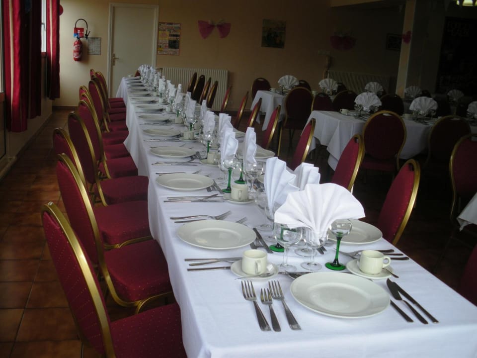 Logis - Hotel et Restaurant Le Sofhotel Hotel in Normandy
