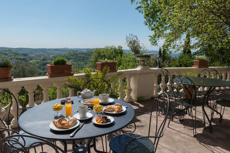 Logis Hotel La Bellaudiere Hotel in Grasse