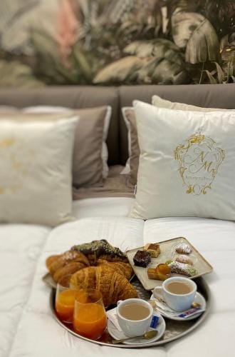 NM Luxury Suites Hotel in Pompeii