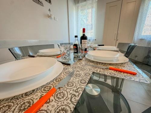 2 Suite Matrimoniali - 2 Bagni - Self Check-In Hotel in Turin