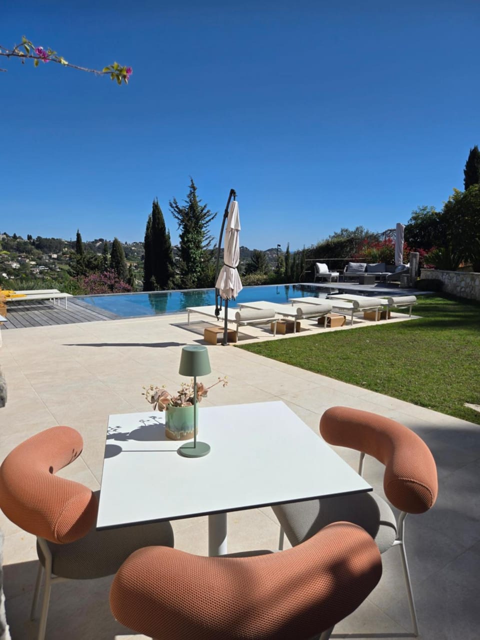 Ideal BnB Apartment hotel in Saint Paul de Vence