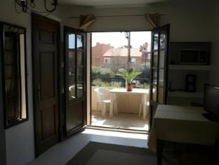 Residence Les Mandariniers Hotel in Hyères