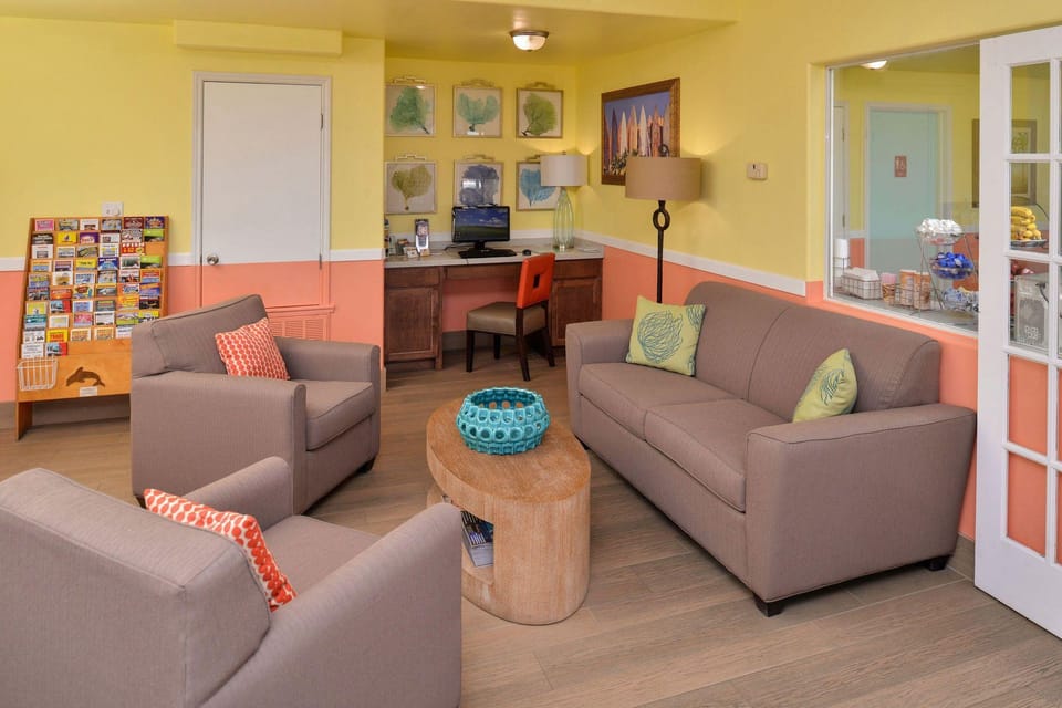 The Island Hotel Near Beach Port Aransas Hotel in Port Aransas